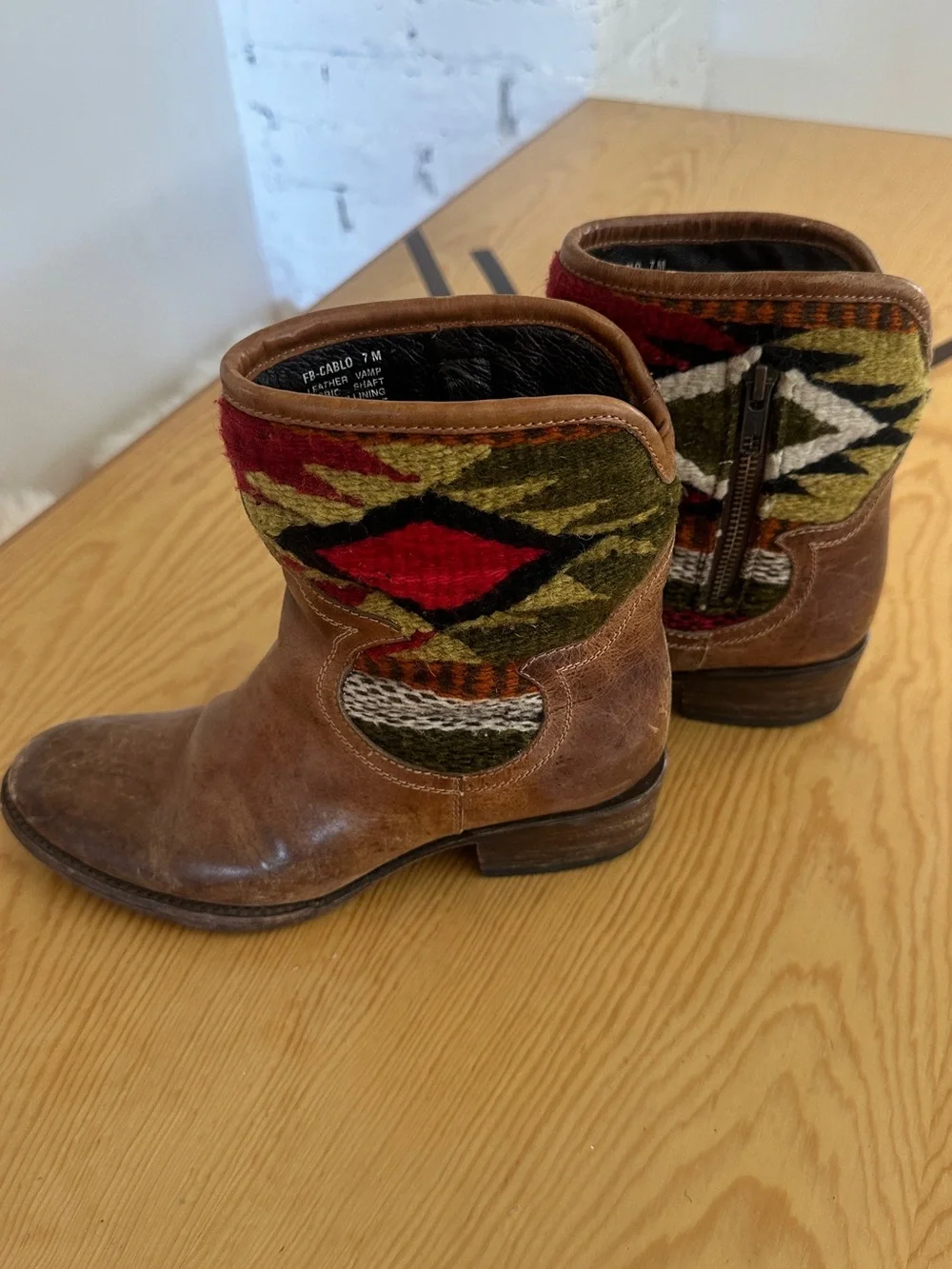 Freebird Cablo 7 Women's Brown Leather Ankle Boots w/ Multicolor Aztec Knit Cuff - Picture 5 of 7